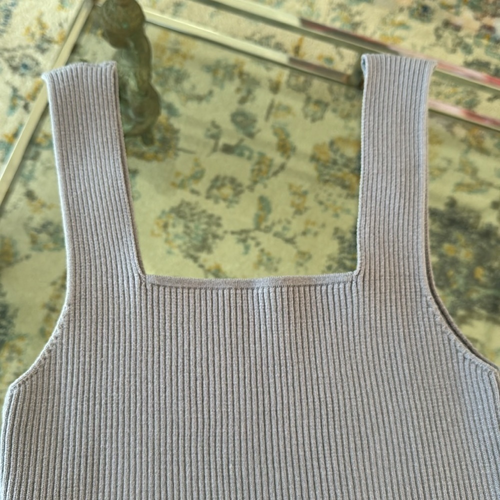 Knit crop top🆕 - Picture 4 of 8